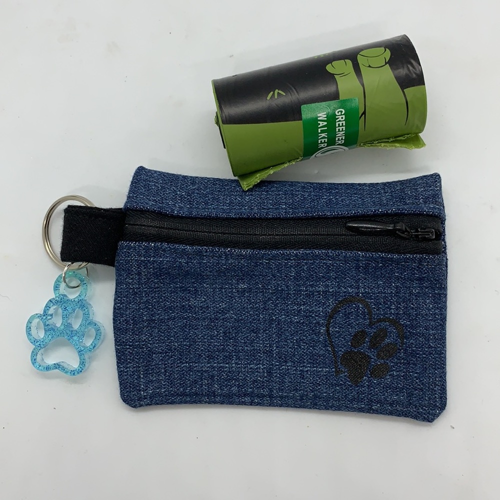 Dog Waste Keychain Poop Bag Carrier Holder Plus 1 Roll Greener Walker Bags